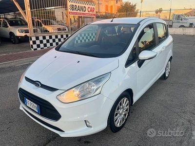 Usata Ford B-MAX Business Edition 95 CV (69 kW) 2016 Bianco Monovolume
