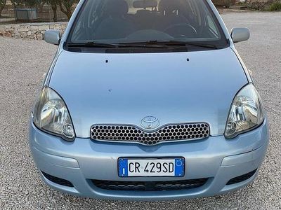 Usata 2004 Toyota Yaris Utilitaria | 1500 € (Buon prezzo)