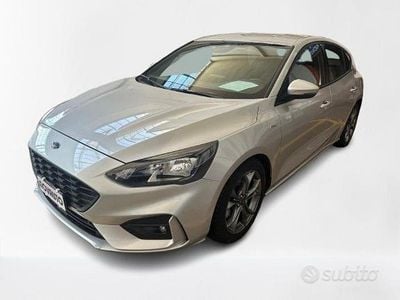 Grigio Usata 2019 Ford Focus ST Berlina | 18.900 € (Buon prezzo)