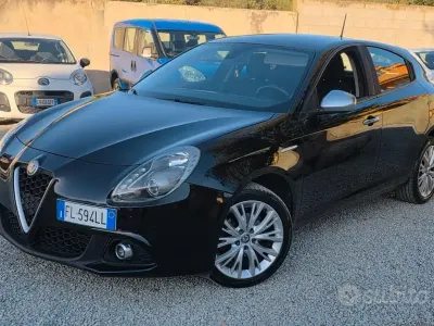 Gebraucht Alfa Romeo Giulietta Business 120 PS (88 kW) 2018 Schwarz Kleinwagen