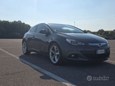 Opel Astra GTC