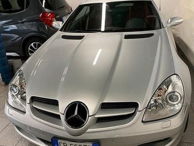 Usata Mercedes SLK200 163 CV (119 kW) 2005 Grigio Cabrio