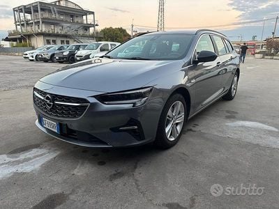 Usata Opel Insignia Business 122 CV (89 kW) 2021 Grigio Station wagon