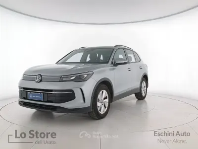 Usata VW Tiguan R-line Plus 150 CV (110 kW) 2025 Argento SUV