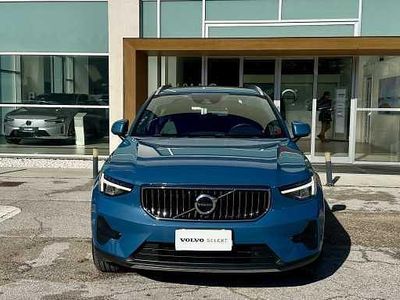 Occasion Volvo XC40 Core 211 ch (155 kW) 2022 Bleue SUV