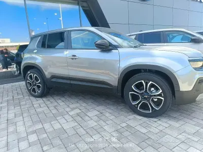 Nuova Jeep Avenger Summit 101 CV (74 kW) 2025 Grigio SUV