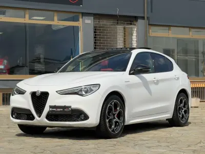 Usata Alfa Romeo Stelvio Veloce 209 CV (153 kW) 2022 Bianco SUV
