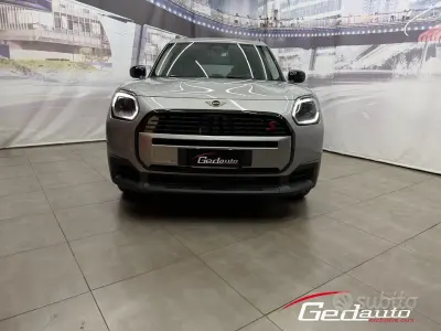 Usado Mini Countryman 218 CV (160 kW) 2025 Gris SUV