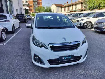 Usata Peugeot 108 Allure 72 CV (52 kW) 2019 Bianco Berlina
