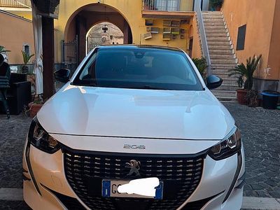 Usata Peugeot 208 Allure 101 CV (74 kW) 2021 Bianco Utilitaria