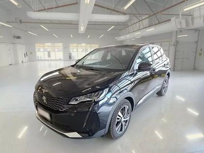 Begagnad Peugeot 3008 Allure 131 HK (96 kW) 2022 Grå SUV