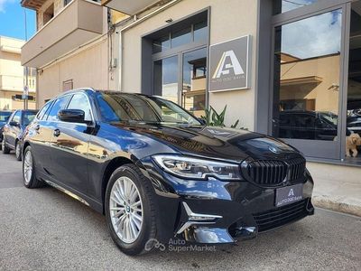 Usata BMW 318 Luxury Line 150 CV (110 kW) 2022 Nero Station wagon