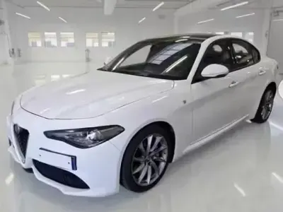 Usata Alfa Romeo Giulia Ti 190 CV (139 kW) 2022 Bianco Berlina