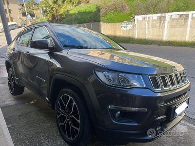 Usata Jeep Compass Longitude 140 CV (102 kW) 2019 Grigio SUV
