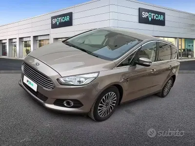 Usata Ford S-MAX Titanium 150 CV (110 kW) 2019 Beige Monovolume