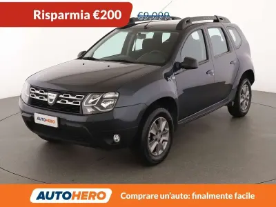 Usata Dacia Duster Lauréate 109 CV (80 kW) 2015 Grigio SUV