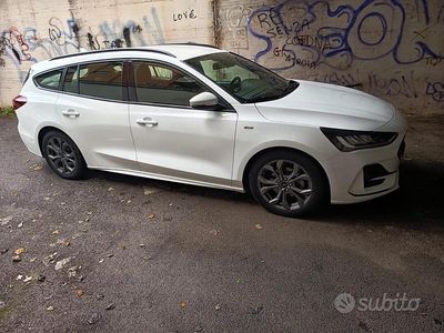 Usata Ford Focus 120 CV (88 kW) 2024 Bianco Berlina