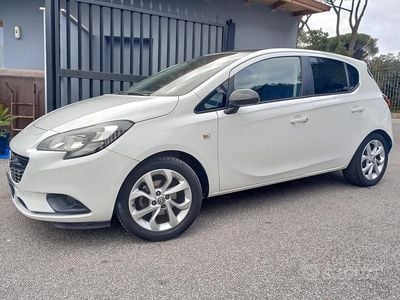 Usata Opel Corsa 90 CV (66 kW) 2016 Bianco Utilitaria