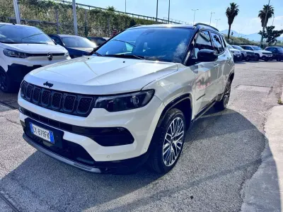 Usata Jeep Compass Summit 131 CV (96 kW) 2025 Bianco SUV