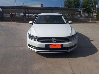 Usata VW Passat Trendline 120 CV (88 kW) 2018 Bianco Station wagon