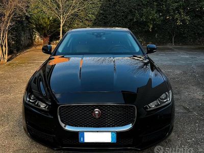 Usata Jaguar XE Portfolio 163 CV (119 kW) 2016 Nero Berlina
