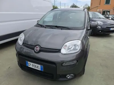 Usata Fiat Panda Cross Cross 69 CV (50 kW) 2023 Grigio Utilitaria