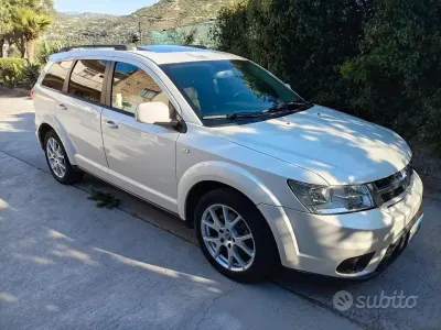 Usata Fiat Freemont 140 CV (102 kW) 2014 Bianco SUV