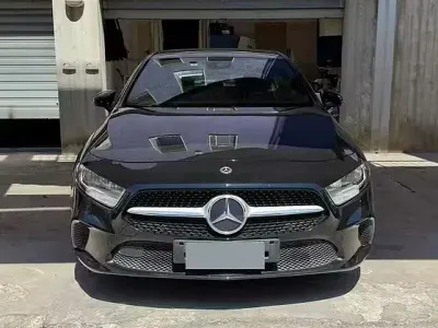 Usata Mercedes A180 116 CV (85 kW) 2020 Nero Berlina