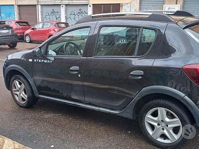 Gebraucht Dacia Sandero Stepway 90 PS (66 kW) 2013 Van / Kleinbus