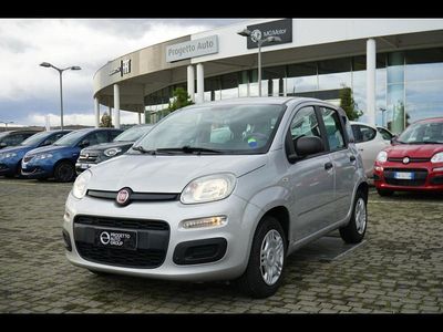 Usata Fiat Panda Lounge 69 CV (50 kW) 2020 Grigio metallizzato Utilitaria
