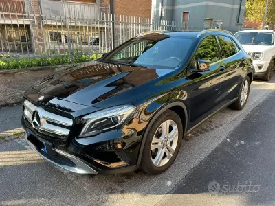 Usata Mercedes GLA200 136 CV (100 kW) 2017 SUV