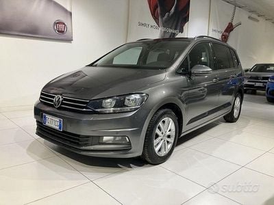 Usata VW Touran Comfortline 150 CV (110 kW) 2016 Grigio Monovolume