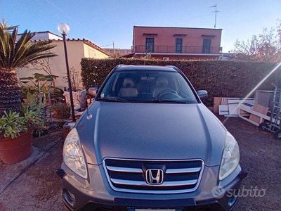 Usata Honda CR-V 140 CV (102 kW) 2006 Grigio SUV