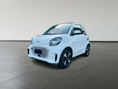 Usata Smart ForTwo Coupé Passion 60 kW (82 CV) 2024 Bianco Utilitaria