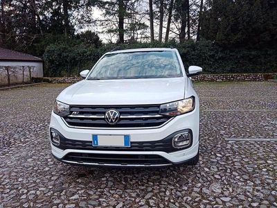 Usata VW T-Cross Sportline 110 CV (80 kW) 2022 Bianco SUV