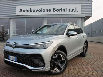 Gebraucht VW Tiguan R-line 150 PS (110 kW) 2025 Silber SUV