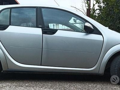 Usata Smart ForFour 90 CV (66 kW) 2006 Grigio Utilitaria