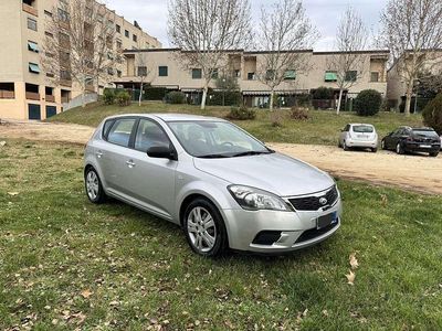 Usata Kia Ceed EX 90 CV (66 kW) 2010 Utilitaria