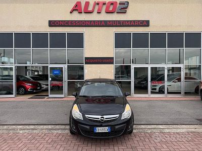 Usata Opel Corsa 85 CV (62 kW) 2013 Nero Berlina