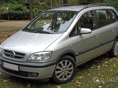 Usata Opel Zafira 2000 Grigio Monovolume