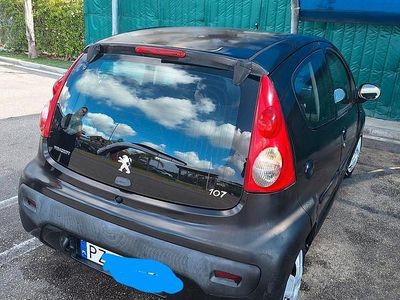 Nero Usata 2010 Peugeot 107 Utilitaria | 3500 € (Buon prezzo)