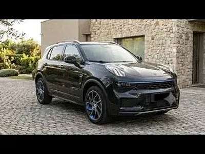 Usata Lynk & Co 01
