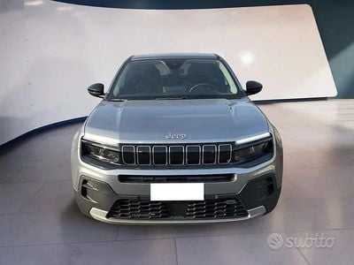 Usata Jeep Avenger Altitude 101 CV (74 kW) 2023 Gray SUV