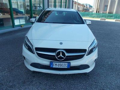 Usata Mercedes A180 109 CV (80 kW) 2018 Bianco Berlina