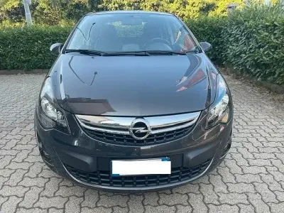 Usata Opel Corsa 85 CV (62 kW) 2014 Grigio Utilitaria