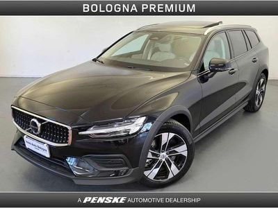 Onyx black Nuova 2025 Volvo V60 CC Plus Station wagon | 53.300 €