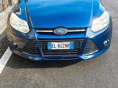 Usata Ford Focus 95 CV (69 kW) 2012 Blu Station wagon