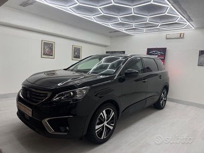 Usata Peugeot 5008 Allure 130 CV (95 kW) 2019 Nero SUV