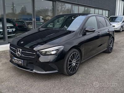 Usata Mercedes B200 Premium 150 CV (110 kW) 2019 Nero Monovolume