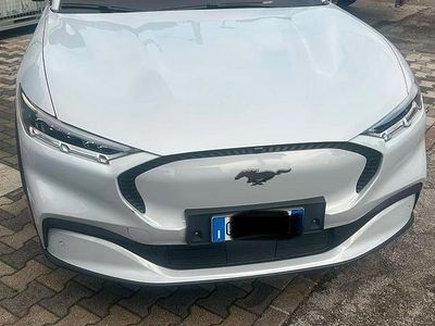 Usata Ford Mustang Mach-E Extended Range 216 kW (294 CV) 2022 Argento SUV